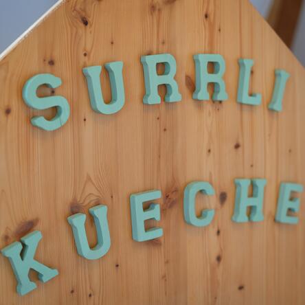 Surrli